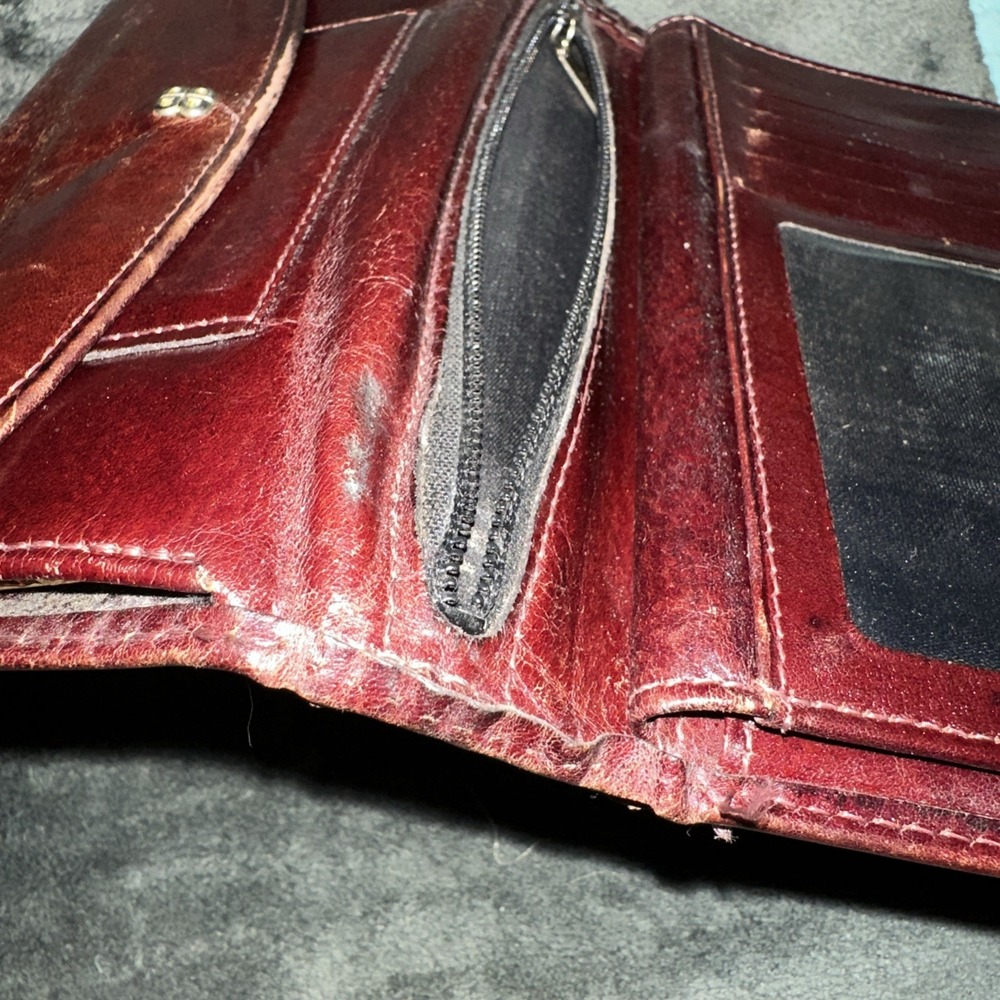 Bosca Vintage Women's Burgundy Leather Checkbook Wallet Pre-Owned Made In Italy - Picture 9 of 13